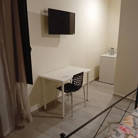 3aroom בית הארחה 3*