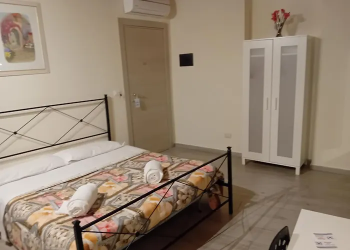 3aroom 3* Katánie